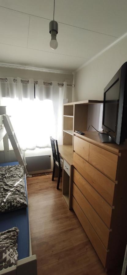 Sleeps 8 - 3 Bedrooms Kristiansand Exteriör bild